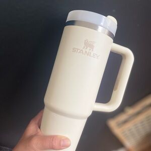Authentic Stanley Cup Bone/Ivory 30oz
